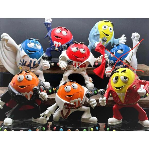 Hamilton Collection Other - HTF Hamilton Collection Elvis M&M Figurine 🎤 Rare Collectible Candy Character.